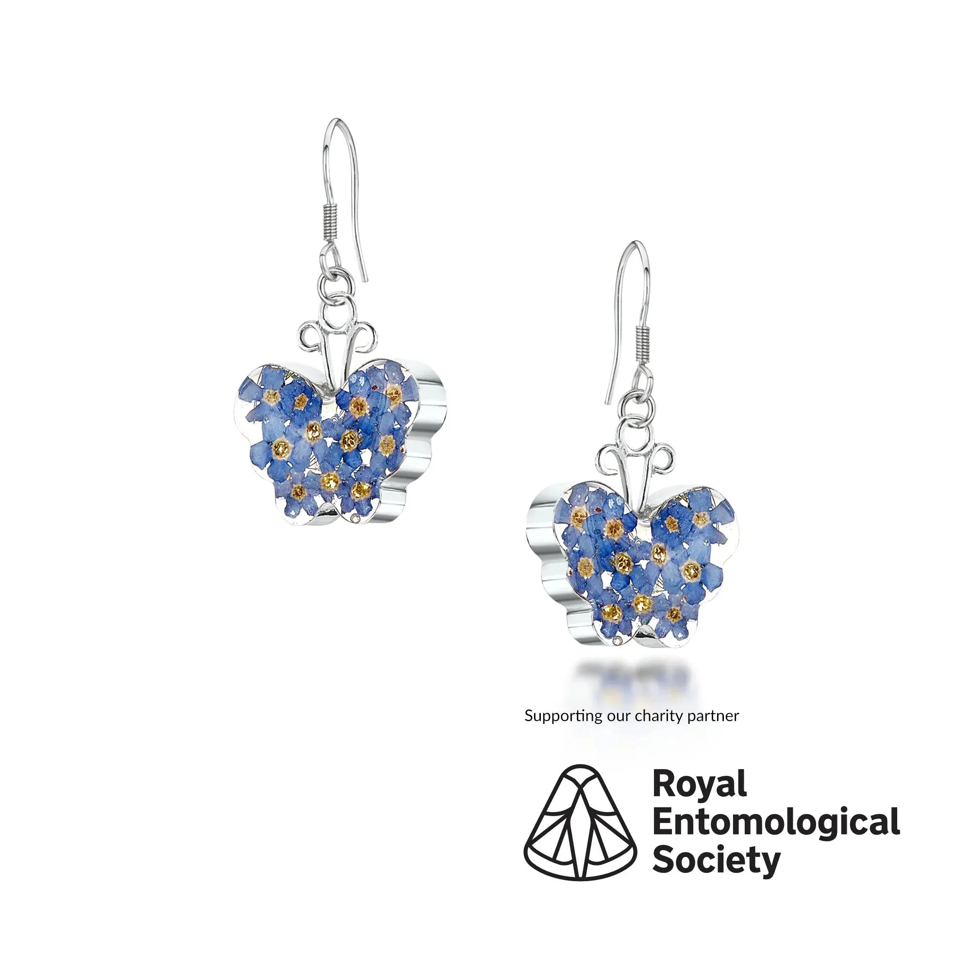 Schmetterlings-Ohrringe von Shrieking Violet® Ohrhänger aus Sterlingsilber mit echten Vergissmeinnicht-Blumen. Idealer Schmuck für Schmetterlingsliebhaber